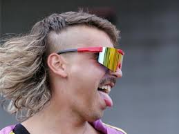 Aussies let their hair down to go head-to-head in bid for best mullet crown 