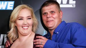 Mama june's daughters, anna and jessica, go under the knife for a slew of plastic surgeries. Mama June Shannon Arrested On Drug Charges In Alabama Entertainment Tonight