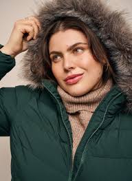 Green short puffer store jacket