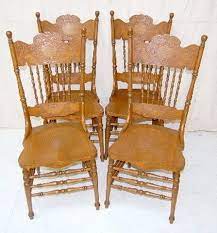 Set Of 4 Antique Oak Pressed Back Chairs Aug 03 2010 Tom Harris Auctions In Ia Antique Kitchen Midcentury Modern Dining Chairs Chair