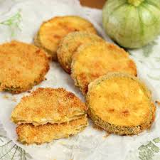 Le zucchine tagliate a julienne legano bene per le preparazioni come polpette e burger, evitando così l'utilizzo di altre uova per il ripieno. Le Cotolette Di Zucchine Sono Buonissime Sia Calde Che Fredde Idee Alimentari Ricette Cibo
