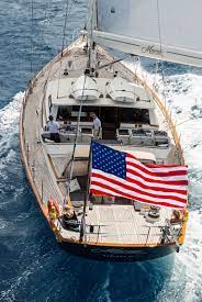 Foul Weather Gear For Offshore Sailing Boat Luxury Sailing Yachts Classic Sailing