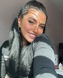 Renae Hamilton's Instagram, Twitter & Facebook