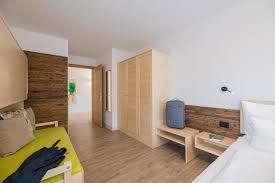 Appartamenti a plan de corones per la vostra vacanza nelle dolomiti. Residence Plan De Corones San Vigilio Di Marebbe Prezzi Aggiornati Per Il 2021
