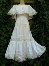 Pin By Maisy Denzin On Dresses Mexican Wedding Dress Mexican Dresses Wedding Dress Chiffon