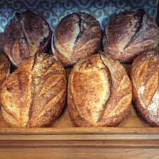 Programez după aia un program de pâine integrală să fie pâinea gata când mă scol de dimineață. 5 Locuri Din BucureÈti Cu Paine BunÄ
