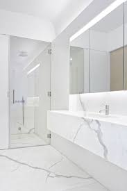 There are also his and her vanities with custom cabinetry and ample storage. 28 Modern And Wonderful Minimalist Bathroom With Marble Stone Ideas Decor Gardening Ideas Marble Bathroom Designs White Marble Bathrooms White Bathroom Designs