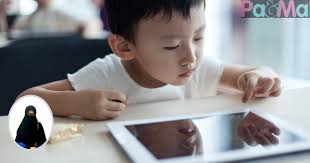 Bayi yang belum bisa melihat dengan jelas akan menggunakan mata untuk memberikan respon pada. Masa Bayi Bila Menangis Risau Anak Dah Pandai Berjalan Bercakap Kenapa Ibu Ayah Berubah Pa Ma