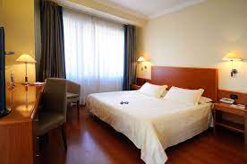 The best western® globus hotel in rome is located only a few steps away from the university of rome 'la sapienza', very close to the main railway station, rome termini and the air terminal of rome tiburtina station. Bw Globus Hotel Roma Prenota Online Best Western