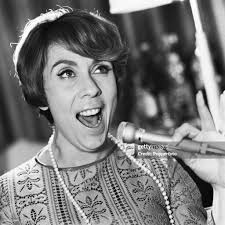 Canadian actress and singer Libby Morris performs in England in... News  Photo