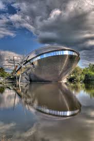 10 Odd Shaped Buildings Across The World Bremen Science Museum In Bremen Germany Beruhmte Gebaude Architektur Coole Architektur