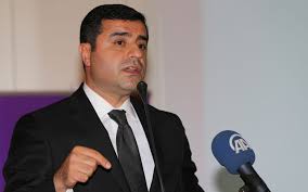 59 vekili bulunan hdp ara seçim için istifa etse dahi meclis genel kurul onayı gerekiyor. Basak Demirtas Selahattin Demirtas In Cezaevindeki Son Halini Paylasti Internet Haber