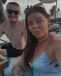 Kayla Upton's Instagram, Twitter & Facebook