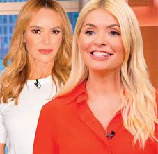 Holly v Amanda YOU'LL NEVER TAKE MY JOB!