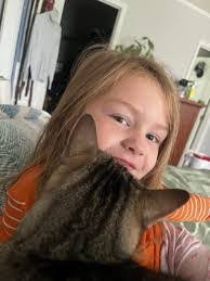 Robyn Blankenship's Instagram, Twitter & Facebook