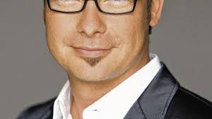 Trotz ruhestands hat seine popularität kaum abgenommen. Zwei Neue Fur Die Erste Reihe Matthias Opdenhovel Und Sven Voss Feiern Ihren Einstand Bei Sportschau Und Aktuellem Sportstudio