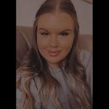 Holly Crouse (crouseholly)