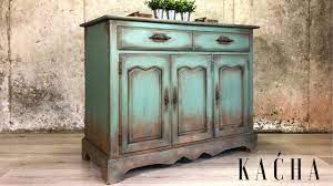 Creating A Rustic Aged Look Painting Furniture With Chalk Paint Youtube Chalk Paint Furniture Dresser Furniture Painting Techniques Painted Furniture
