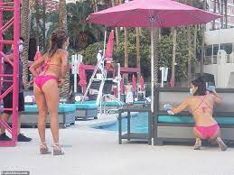 First Las Vegas Pool Party Takes Place After 78 Days Of Lockdown As Hotel Casinos Open Daily Mail Online