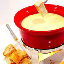 Recette De Fondue Au Vacherin Recette Recette Fondue Recette Alimentation