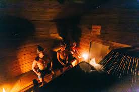 古民家の蔵をサウナに改造 日本式 ほぼスモークサウナ がすごすぎる サウナイキタイマガジン 2021 サウナ 古民家 国内旅行