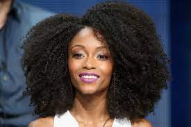 Yaya Dacosta Talks Repping Her Afro Latina Roots Before It Was Trendy Watch Yaya Dacosta Afro Latina Natural Hair Styles