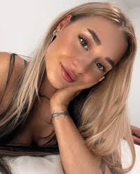 Yes they do especially a gorgeous one