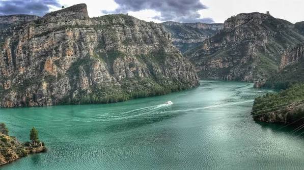 Paseo Fluvial del Río Júcar en Cullera (Tramo Cercano a la Desembocadura): Naturaleza y Vistas al Río