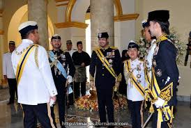 We did not find results for: Bernama Putera Diraja Tunku Aris Bendahara Tunku Abdul Majid Idris Sultan Iskandar Kiri Bersama Lima Putera Sultan Johor Sultan Ibrahim Sultan Iskandar Dan Permaisuri Johor Raja Zarith Sofiah Sultan Idris Shah