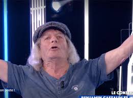 René malleville a aussi dévoilé le tweet suivant : Arrete De T Exciter Comme Un Tare Apres Son Clash Avec Castaldi Rene Maleville Dezingue Gilles Verdez En Direct