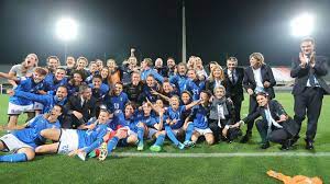 Après avoir éliminées les françaises, les joueuses américaines ont battues (dans la douleur) l'équipe anglaise et accèdent ainsi à la finale de cette coupe du monde 2019 où elles affronteront les. Coupe Du Monde Feminine De La Fifa 2019 Infos L Espagne Et L Italie Au Rendez Vous Francais Fifa Com