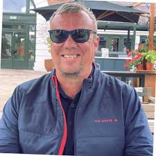 Wishing all of my connections a very Merry Christmas and a happy, healthy  and prosperous 2026. After making a big career move in 2025, I'm feeling  more motivated than ever and excited