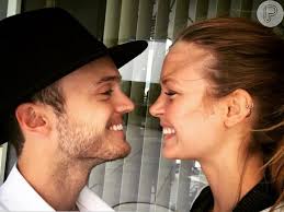 Foto: Alexander DeLeon e Josephine Skriver estão juntos desde dezembro de  2013