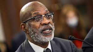 As 400-meter hurdles grab the Olympic spotlight in Tokyo, don't forget Edwin  Moses