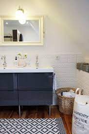 Die farbwelt des skandinavischen wohnstils sind klassisch und natürlich gehalten. Badezimmer Im Skandinavischen Stil Badezimmer Dekor Badezimmer Badezimmer Dekor Diy