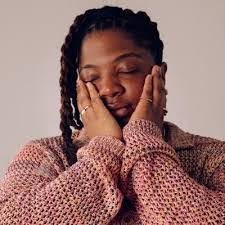 Sam Winn's Instagram, Twitter & Facebook