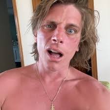 Scott Kilian's Instagram, Twitter & Facebook