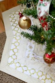 Konsait 48 inches large christmas tree plush skirt holiday tree ornaments round snow white xmas tree skirt mat base cover for merry christmas decor. Gold Quilted Tree Skirt Pattern