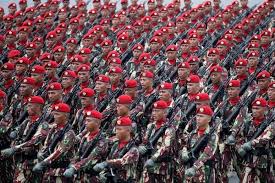 Tunjangan adalah tambahan pendapatan di luar gaji sebagai bantuan dari perusahaan, lembaga, atau institusi tempat bekerja. Tak Peduli Perwira Bintara Atau Tamtama Tetap Tentara Berikut Besaran Gaji Ketiganya Di Tni