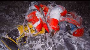200 bodies still remain on mt everest, many of them with grimly fascinating stories to tell. Mount Everest Death Zone
