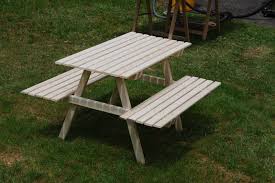 Picknicktisch Fur Kinder Gartentisch Bauanleitung Zum Selberbauen 1 2 Do Com Deine Heimwerker Community In 2020 Gartentisch Kinder Gartentisch Picknicktisch
