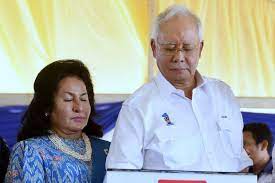 Tidak sedikit masyarakat indonesia yang bekerja di luar negeri dengan alasan ingin mengubah nasib. Curhat Najib Razak Di Facebook Usai Kalah Pemilu Malaysia