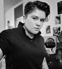 Tabitha Durbin's Instagram, Twitter & Facebook