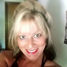 Becky Farrell's Instagram, Twitter & Facebook