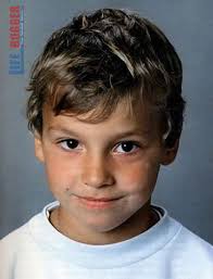 Zlatan'ın babası müslüman, annesi ise hıristiyandı. Zlatan Ibrahimovic Childhood Story Plus Untold Biography Facts