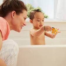 The most common nemo bath toy material is plastic. Buy The First Years Disney Finding Nemo Baby Bath Squirt Toys For Sensory Play Online In Turkey B019jzorj6