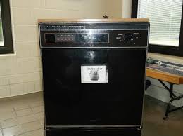 Run hot water at the sink where you will connect dishwasher until water is hot. Auctions International Auction Long Lake Csd Pending Approval Item 1980 S Whirlpool Portable Dishwasher