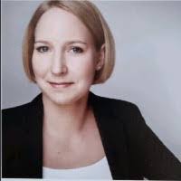 Kirsten Bender's Instagram, Twitter & Facebook