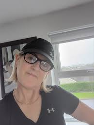 I have a good energy with my new trainers (kinda true 😆) I'll post said  trainers in the comments 😂