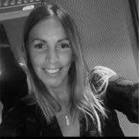 80+ perfiles de «Delaney»